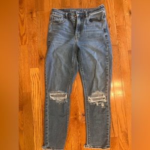 American Eagle Mom Jean